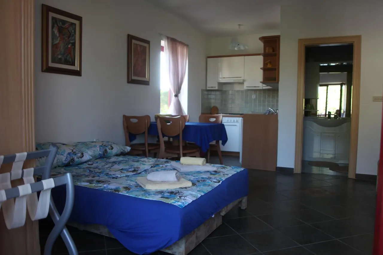 Ferienwohnung App Trinodis Bašanija Kroatien