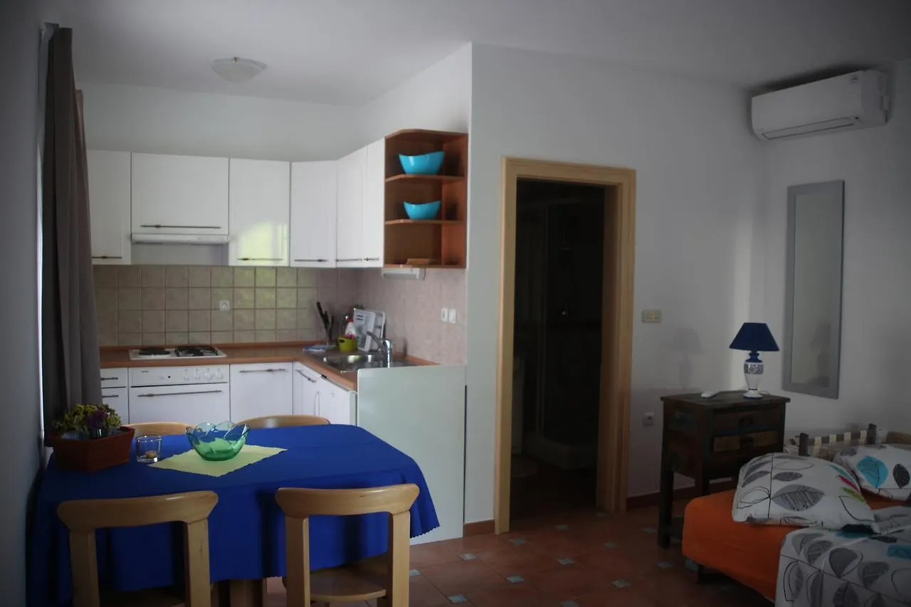 Ferienwohnung App Trinodis Bašanija Kroatien