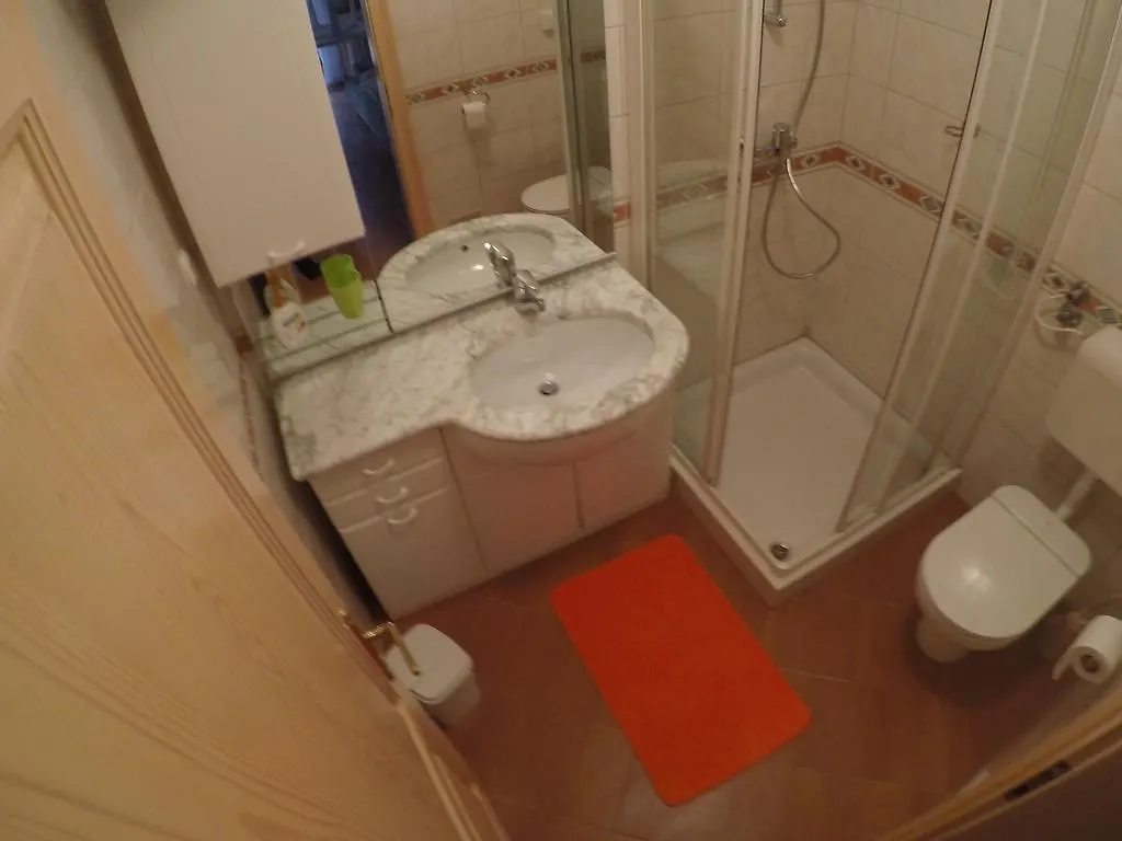 Apartament App Trinodis Bašanija